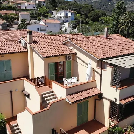 Bilocale Sabbia 3 - Zona Mare Con Terrazza, Clima E Posta Auto